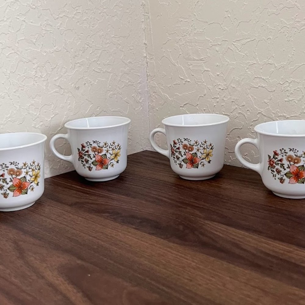 Vintage Corelle by Corning Indian Summer Cups/Mugs- Set of 4